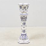 1684 7310 Piedestal